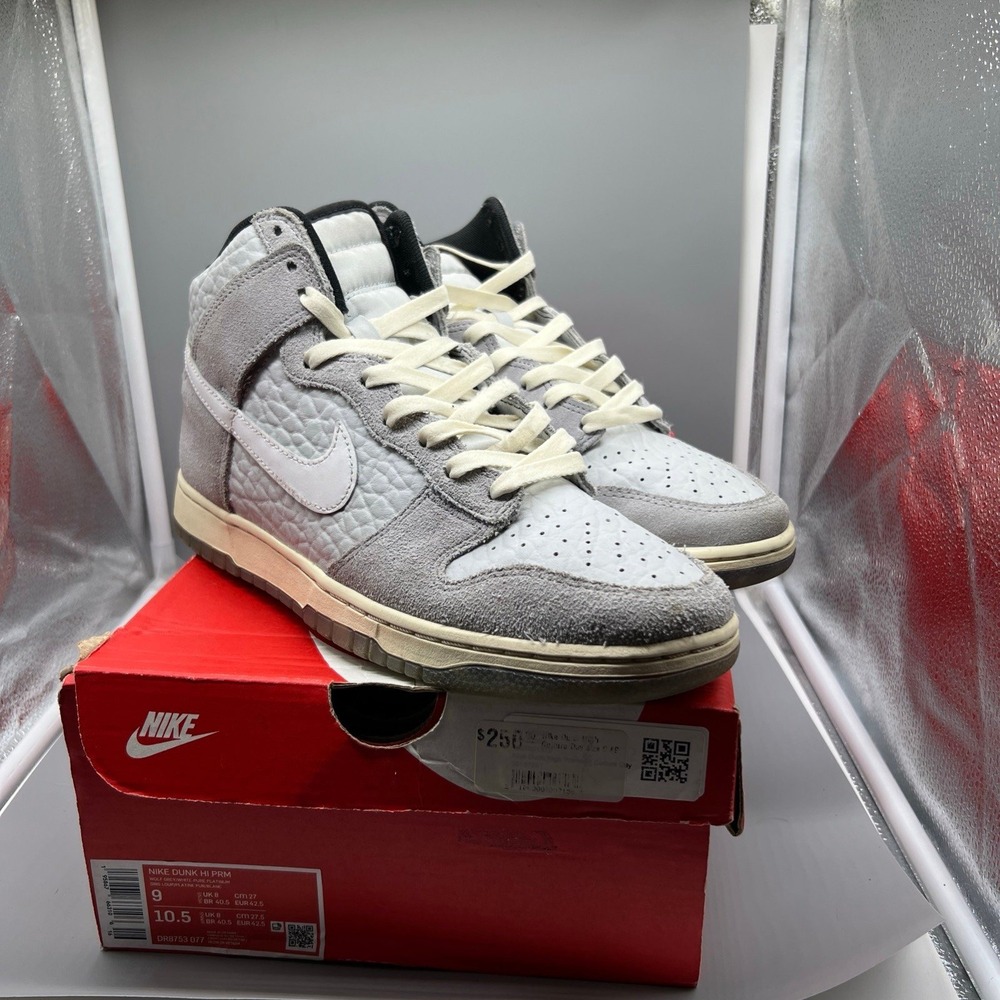 Nike Dunk High Retro Wolf Grey-Light Smoke Grey-White Sz 9 men's. 10.5 women's